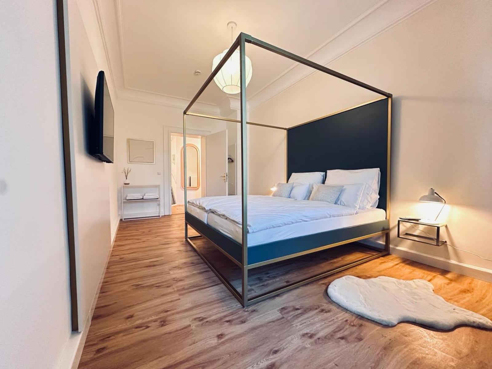 Grosszuegig Und Super Zentral Apartment Regensburg Exterior photo