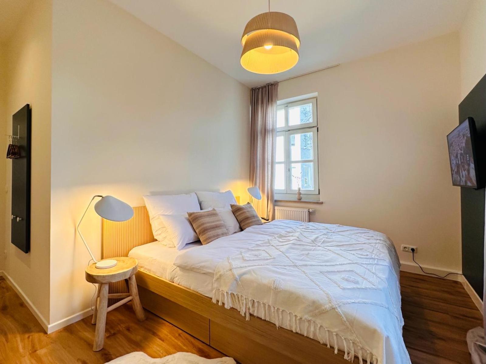 Grosszuegig Und Super Zentral Apartment Regensburg Exterior photo